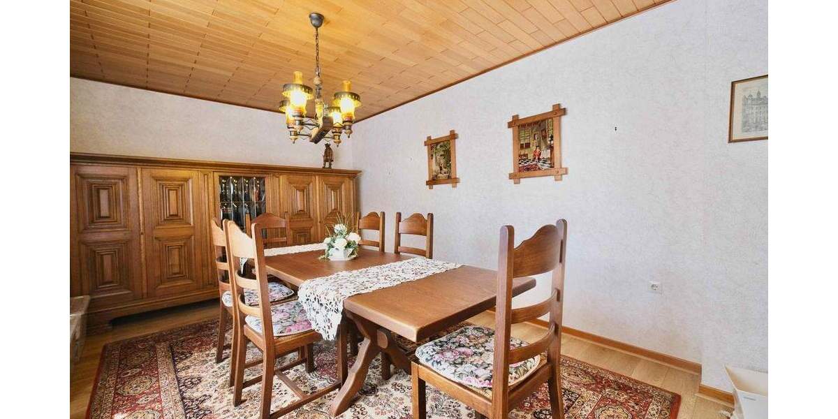 Doppelhaushälfte Neuss Reuschenberg - 5 Zimmer, 160 m&sup2;, 590.000&euro; | Angebot:23482208