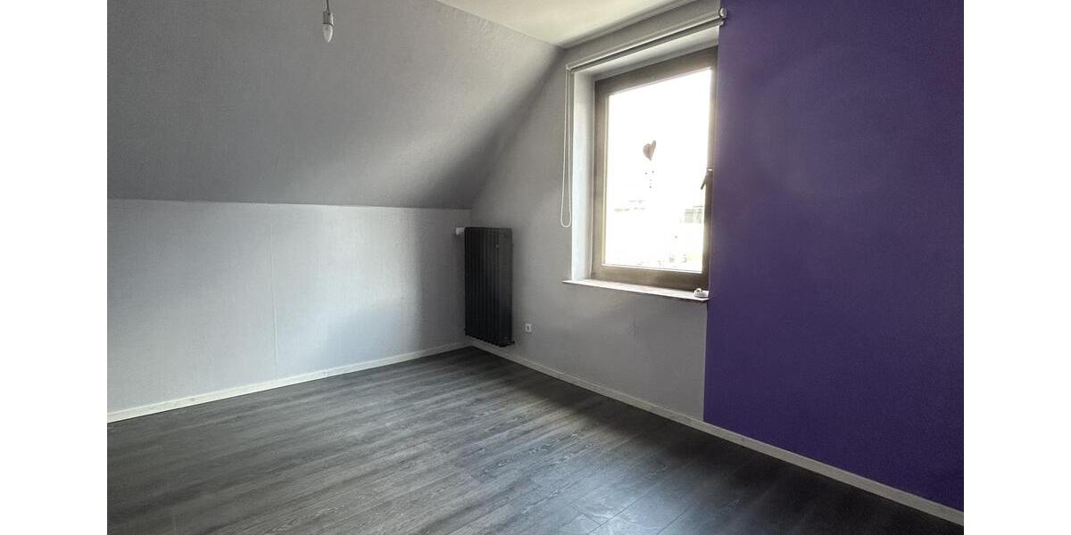 Dachgeschoßwohnung Attendorn - 3 Zimmer, 83 m&sup2;, 725&euro; | Angebot:26297024