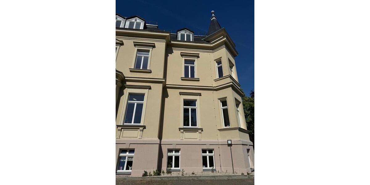 Villa Glauchau - 20 Zimmer, 650 m&sup2;, 3.200&euro; | Angebot:24715880