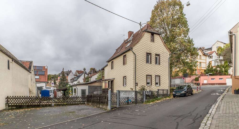 Haus zum Kaufen in Wiesbaden 499.000 € 135 m²