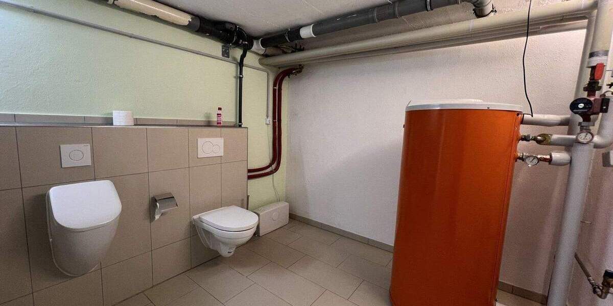 Mehrfamilienhaus, Wohnhaus Bad Füssing Würding - 7 Zimmer, 255 m&sup2;, 850.000&euro; | Angebot:25776956