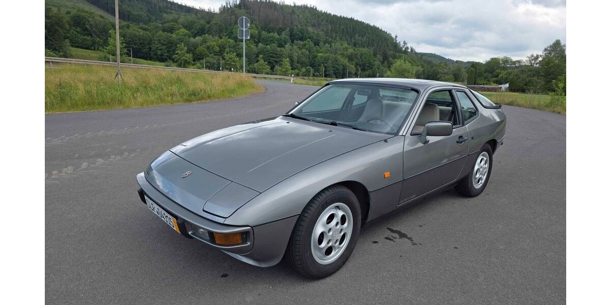 Porsche 924 87.266 km 17.500 &euro; probstzella 07330