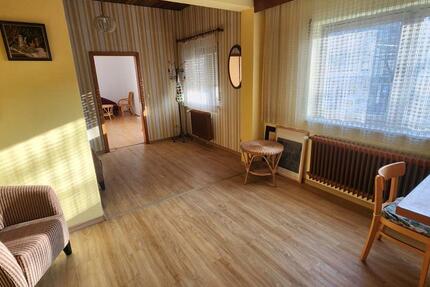 Haus Rheinstetten - 5 Zimmer, 144 m&sup2;, 1.200&euro; | Angebot:24681827