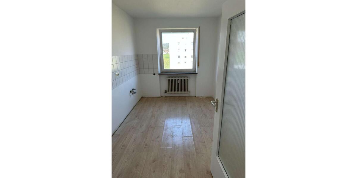 Etagenwohnung Neustadt bei Coburg - 3 Zimmer, 73 m&sup2;, 500&euro; | Angebot:26197289