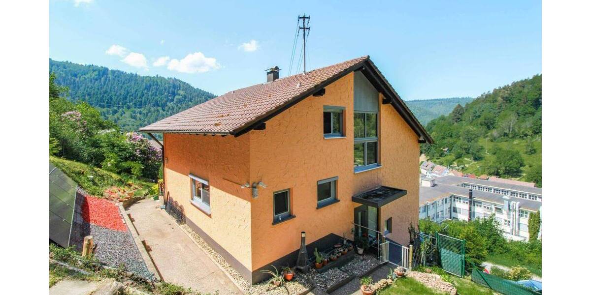 Einfamilienhaus Bad Wildbad Calmbach - 5 Zimmer, 204 m&sup2;, 500.000&euro; | Angebot:26779299
