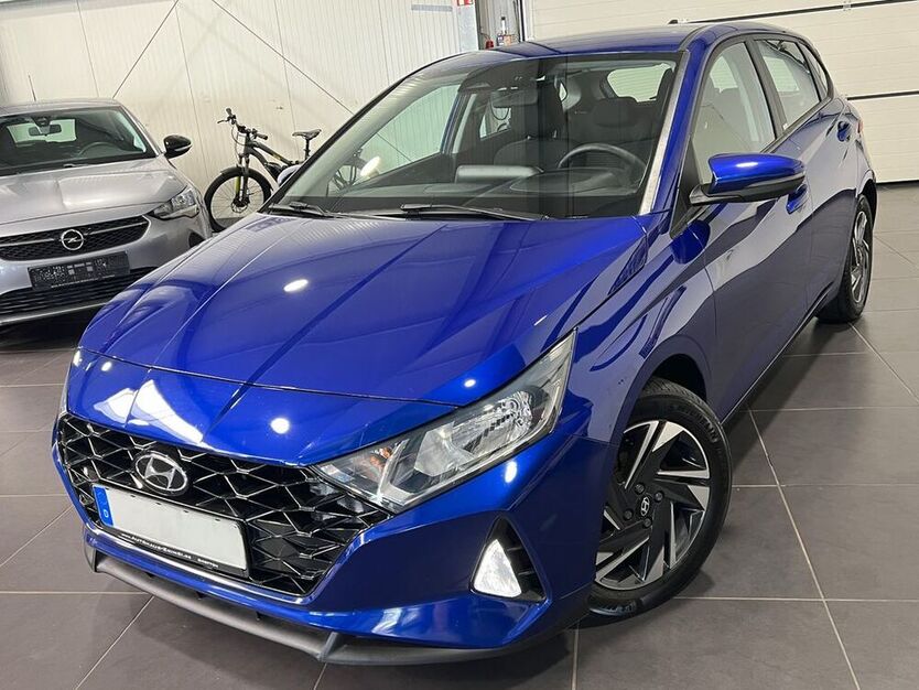 i20