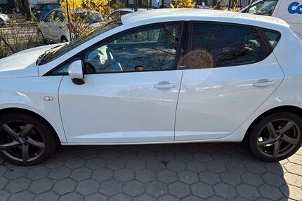 Seat Ibiza 97.260 km 4.799 &euro; Berlin 12305
