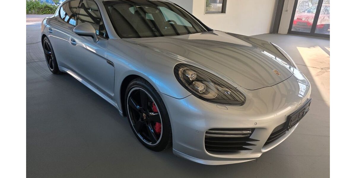 Porsche Panamera 87.852 km 43.650 &euro; Lachen-Speyerdorf 67435
