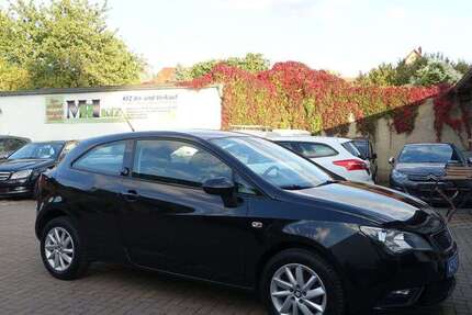 Seat Ibiza 77.250 km 6.490 &euro; Halle - Saale 06116
