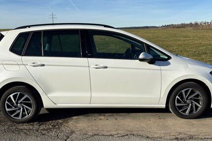 VW Golf Sportsvan 37.650 km 12.990 &euro; Selbitz OT Neuhaus 95152