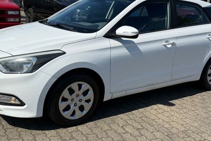 Hyundai i20 156.985 km 4.599 &euro; Hanau 63452