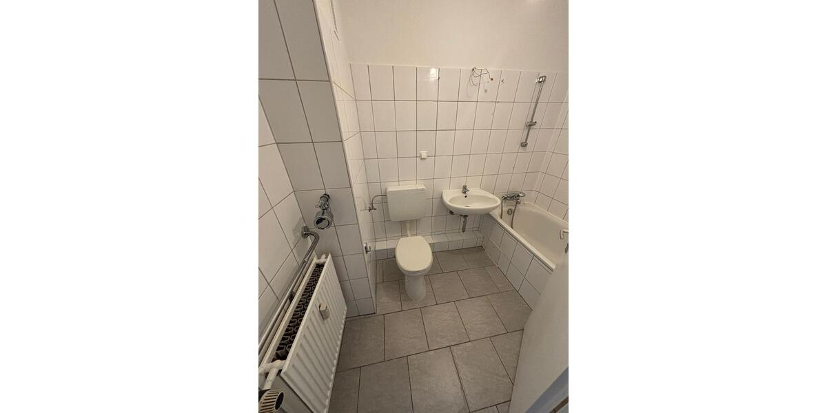 Etagenwohnung Laatzen - 3 Zimmer, 76 m&sup2;, 610&euro; | Angebot:26056850
