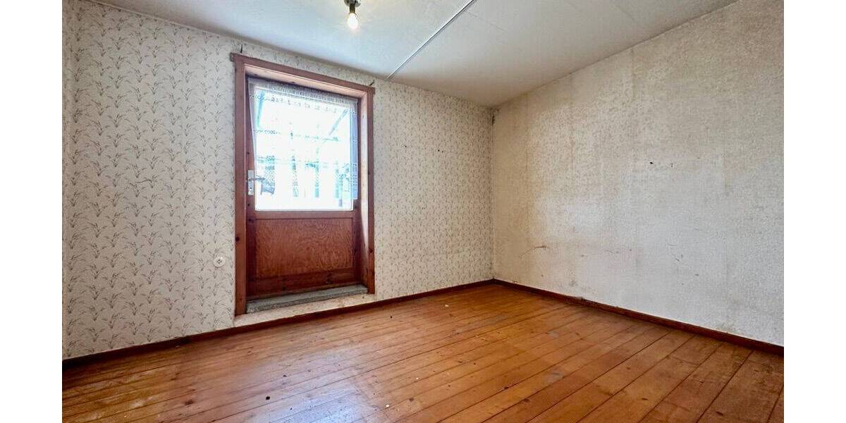 Einfamilienhaus Trusetal Trusetal - 7 Zimmer, 100 m&sup2;, 85.000&euro; | Angebot:25725591