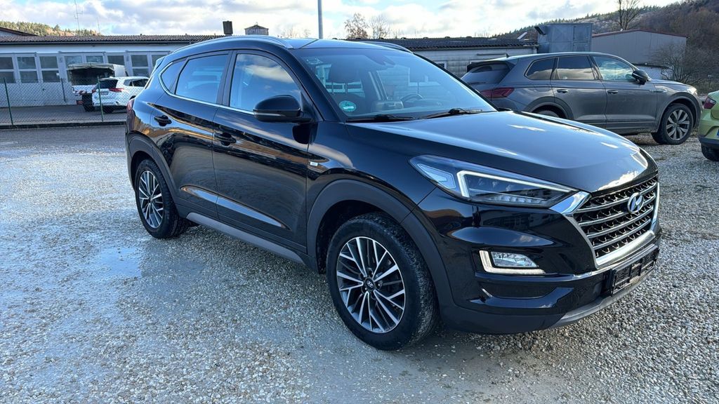Hyundai TUCSON 132.000 km 17.500 &euro; Königsbronn 89551