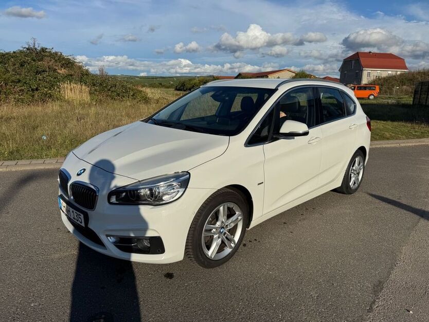 220 Active Tourer