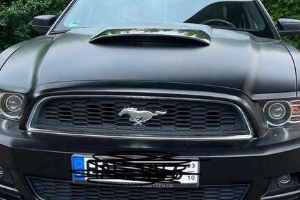 Ford Mustang 70.000 km 15.000 &euro; Halle (Saale), Stadt 06124