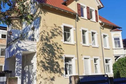 Stilvoll sanierte Altbauwohnung in ruhiger Wohnlage in Alzey zimmer