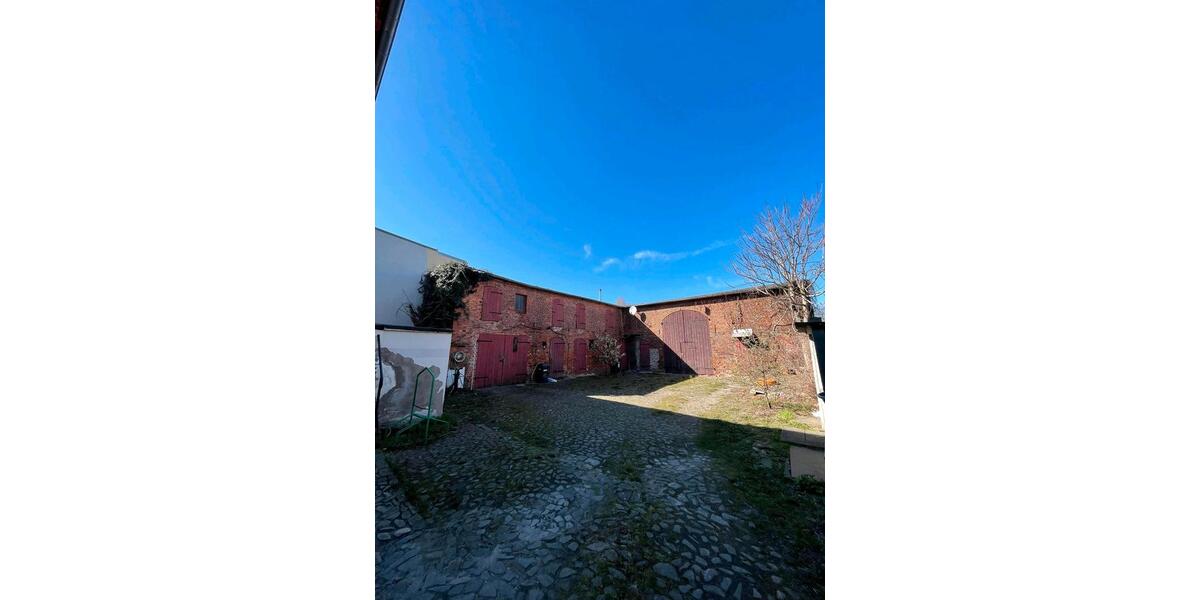 Mehrfamilienhaus, Wohnhaus Magdeburg Barleber See - 9 Zimmer, 272 m&sup2;, 325.000&euro; | Angebot:26099795