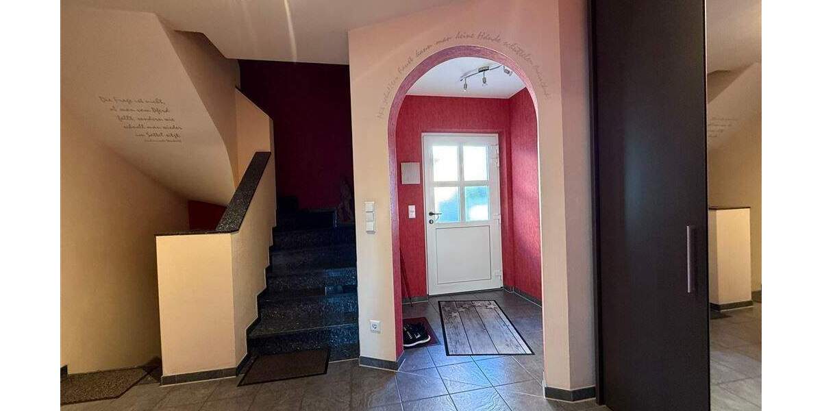 Einfamilienhaus Schwaig b. Nürnberg Schwaig - 6 Zimmer, 160 m&sup2;, 869.000&euro; | Angebot:25141506