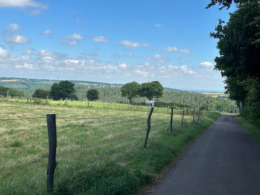 Kommerscheidter Straße in Schmidt: Doppelhaus mit Weitblick