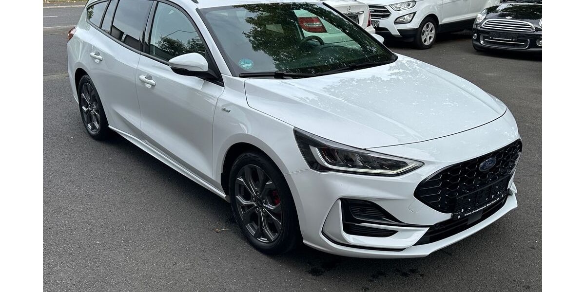 Ford Focus 31.400 km 16.999 &euro; Wiesbaden 65203