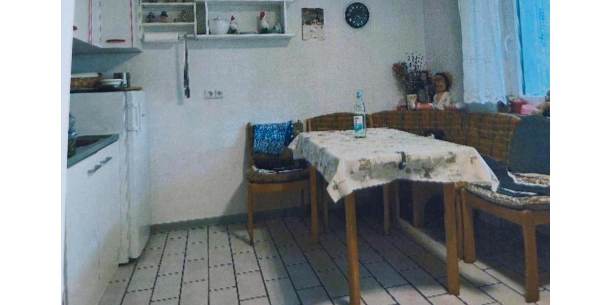 Einfamilienhaus Burbach - 9 Zimmer, 180 m&sup2;, 360.000&euro; | Angebot:26766273