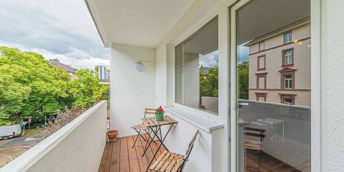 Etagenwohnung Frankfurt am Main Westend-Süd - 3 Zimmer, 92 m&sup2;, 3.850&euro; | Angebot:26289453