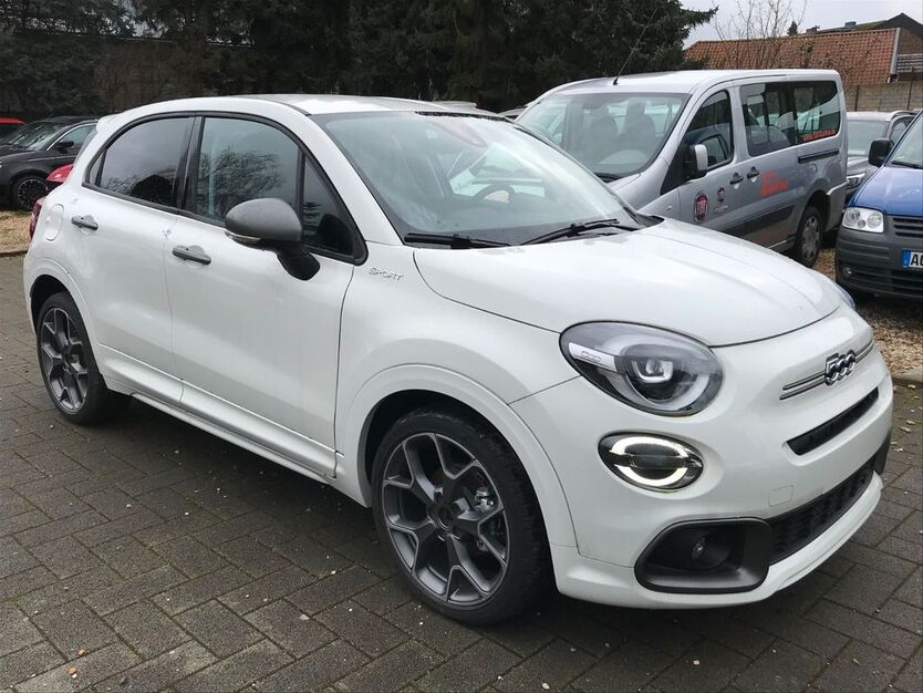 Fiat 500X 5 km 23.990 € Baesweiler 52499