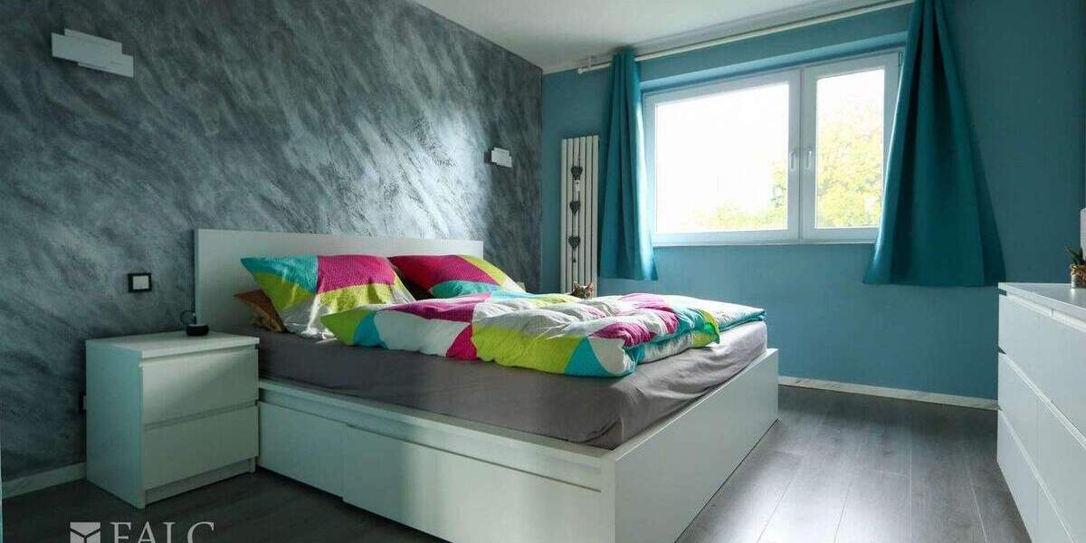 Eigentumswohnung im 4-Parteienhaus 5 zimmer