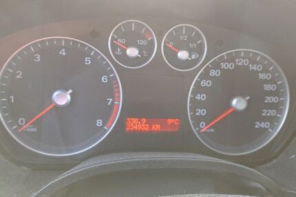 Ford C-Max 235.000 km 750 &euro; Veitsbronn 90587