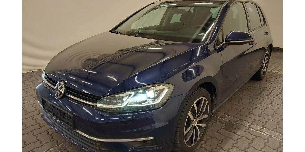 VW Golf 135.500 km 12.990 &euro; Neumünster 24536