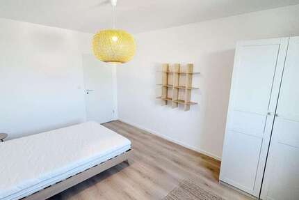 Zimmer München Allach-Untermenzing - 700&euro; | Angebot:26901476