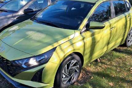 Hyundai i20 2.500 km 23.790 &euro; Schenefeld 22869
