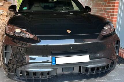Porsche Cayenne 5.900 km 104.900 &euro; Stade 21680
