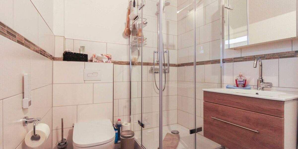 Top modernisiert in Laggenbeck: Doppelhaushälfte mit Wintergarten, Sauna & großer Doppelgarage 5 zimmer