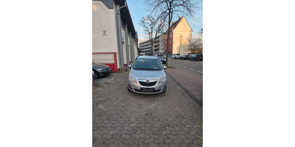 Opel Meriva 116.000 km 5.300 &euro; Saarbrücken 66115