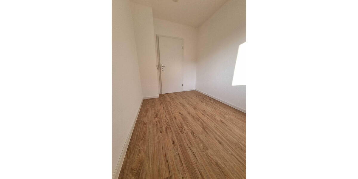 Etagenwohnung Steinwenden - 3 Zimmer, 99 m&sup2;, 300.000&euro; | Angebot:26257610