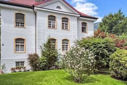 Haus zum Kaufen in Bad Reichenhall 1.800.000 € 234.8 m² 11 zimmer