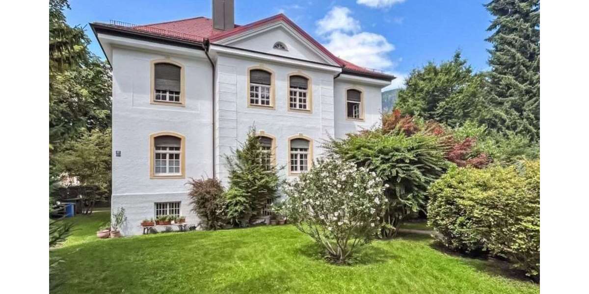 Haus zum Kaufen in Bad Reichenhall 1.800.000 € 234.8 m² 11 zimmer