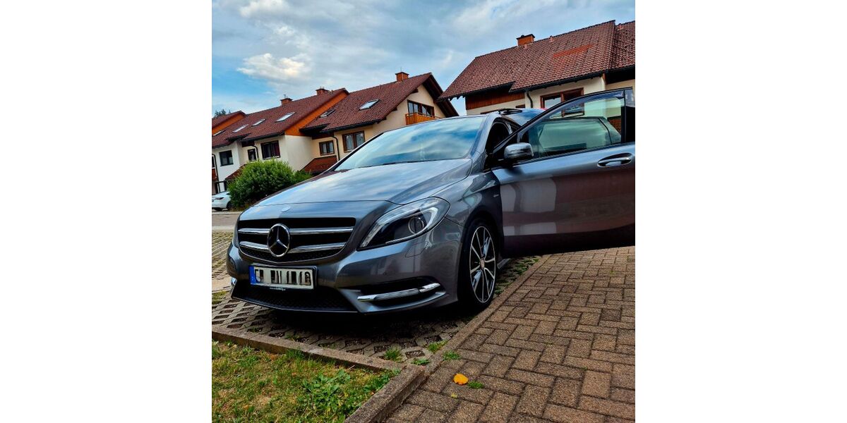 Mercedes-Benz B 200 198.551 km 8.900 &euro; Neustadt 79822