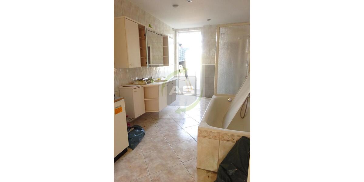 Etagenwohnung Zwickau Zwickau-West - 4 Zimmer, 120 m&sup2;, 795&euro; | Angebot:26621727