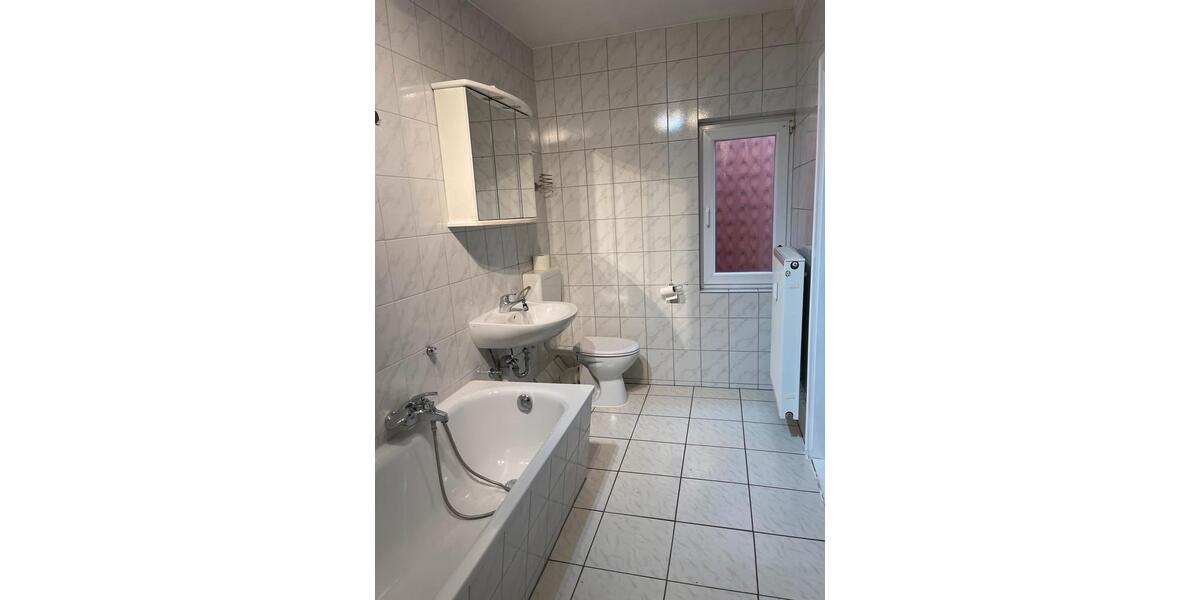 Mehrfamilienhaus, Wohnhaus Königslutter am Elm - 13 Zimmer, 270 m&sup2;, 288.000&euro; | Angebot:25543136