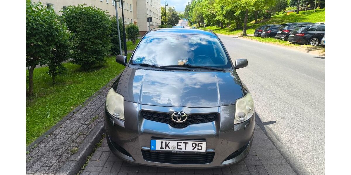 Toyota Auris 193.000 km 2.800 &euro; Ilmenau 98693