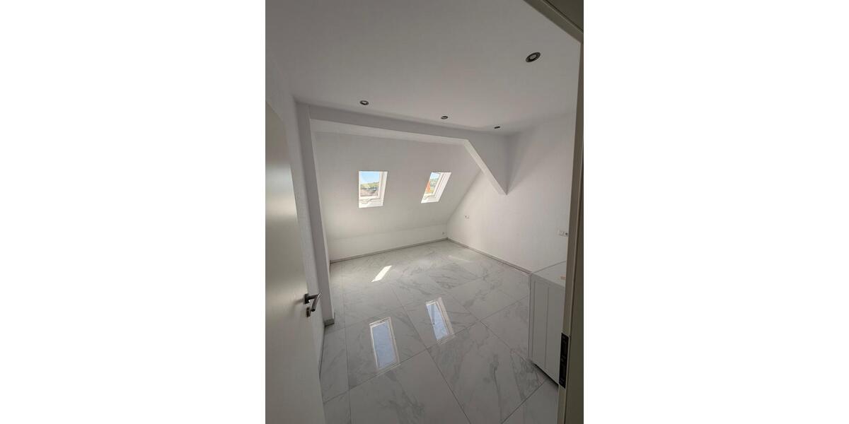 Maisonettenwohnung Simmozheim - 3.5 Zimmer, 95 m&sup2;, 900&euro; | Angebot:26519377
