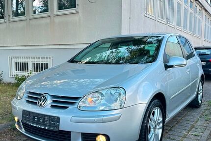 VW Golf 118.987 km 2.900 &euro; Fellbach 70736