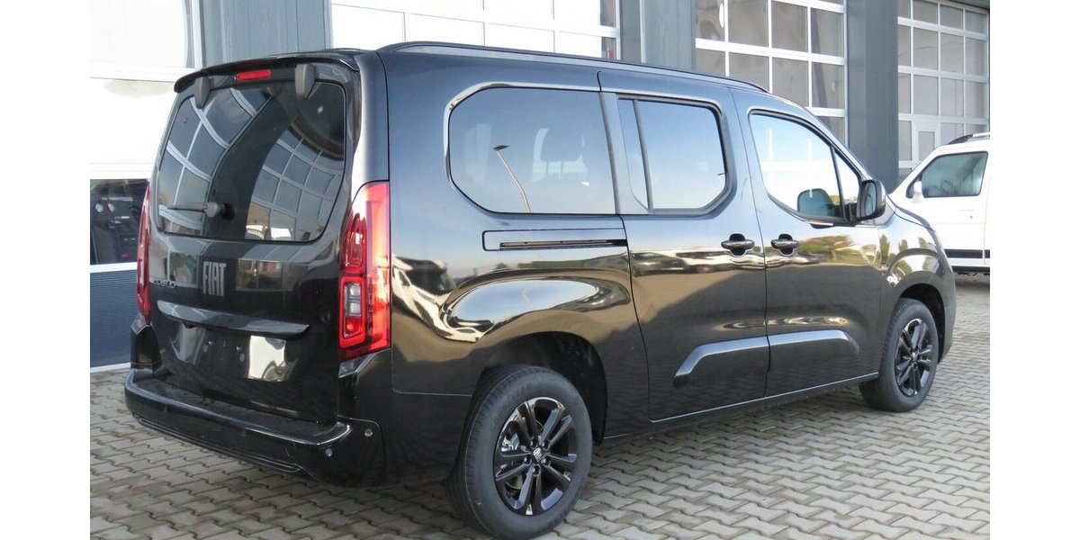 Fiat Doblo Maxi Kombi 130 / 7-Sitze + Vollausstattung 10.280 km 25.790 &euro; Münchenbernsdorf 07589