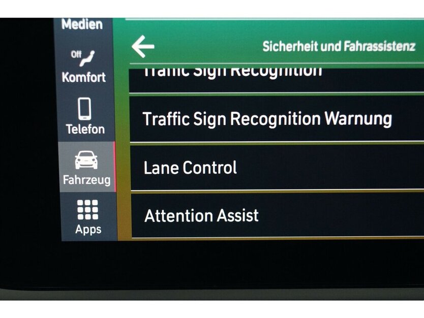 500e Action Carplay Android Automatik 1.Hand