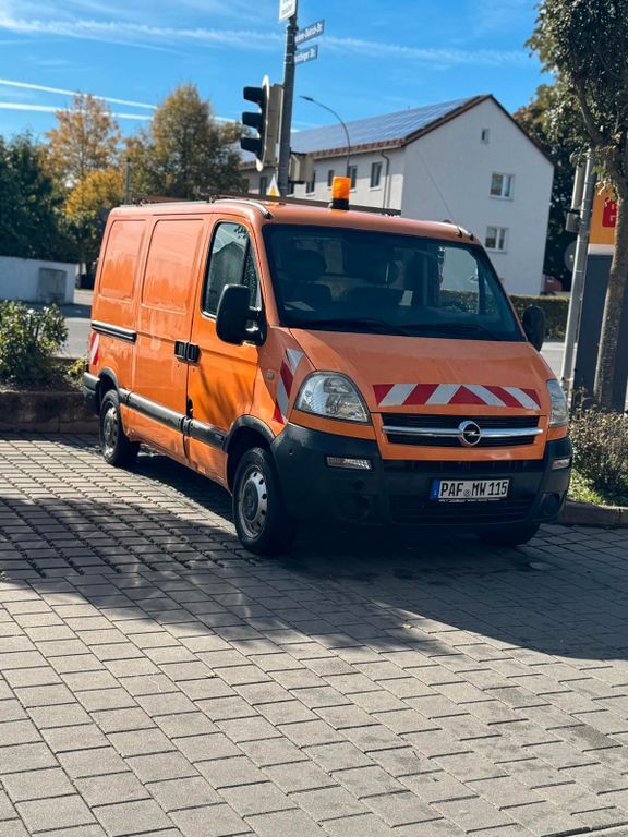Opel Movano 148.000 km 1.100 € Barbing 93092