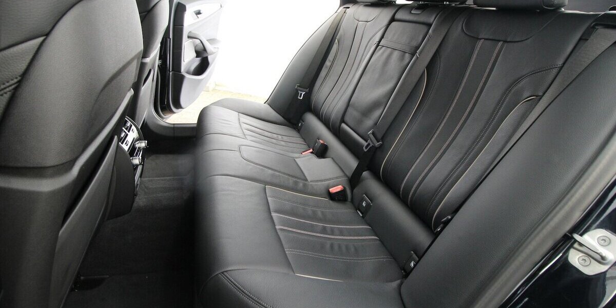 BMW 530d Touring xDrive M Sport AHK+PANO+HEAD-UP 96.048 km 35.500 &euro; Hagenow 19230