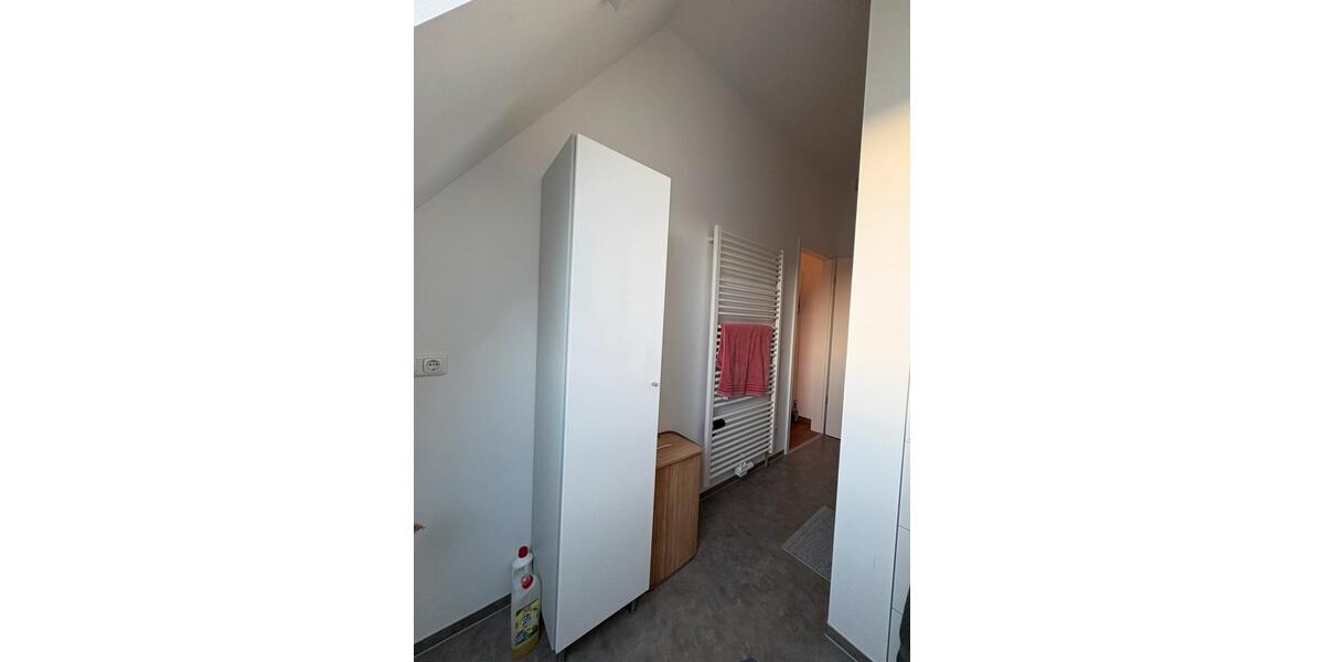 Dachgeschoßwohnung Erfurt Johannesplatz - 1 Zimmer, 38 m&sup2;, 500&euro; | Angebot:25399995